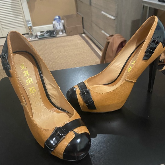 L.A.M.B Heels - Picture 2 of 5